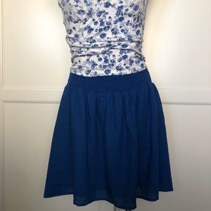 Old Navy royal blue skirt sz L